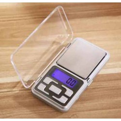 ΨΗΦΙΑΚΗ  ΖΥΓΑΡΙΑ ΑΚΡΙΒΕΙΑΣ 200gr ΜΕ ΔΥΟ ΜΠΑΤΑΡΙΕΣ