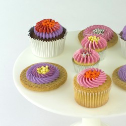 Σετ 2 Κορνέ Twist Twist Ανοιχτό αστέρι με ανοιχτό κέντρο (22T & 23T)